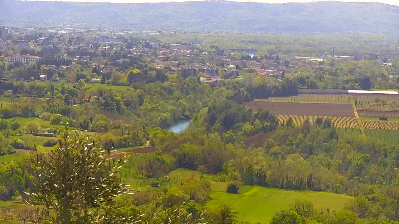 Otkrijte Beskrajnu Web Kameru Nova Gorica i Gorica!