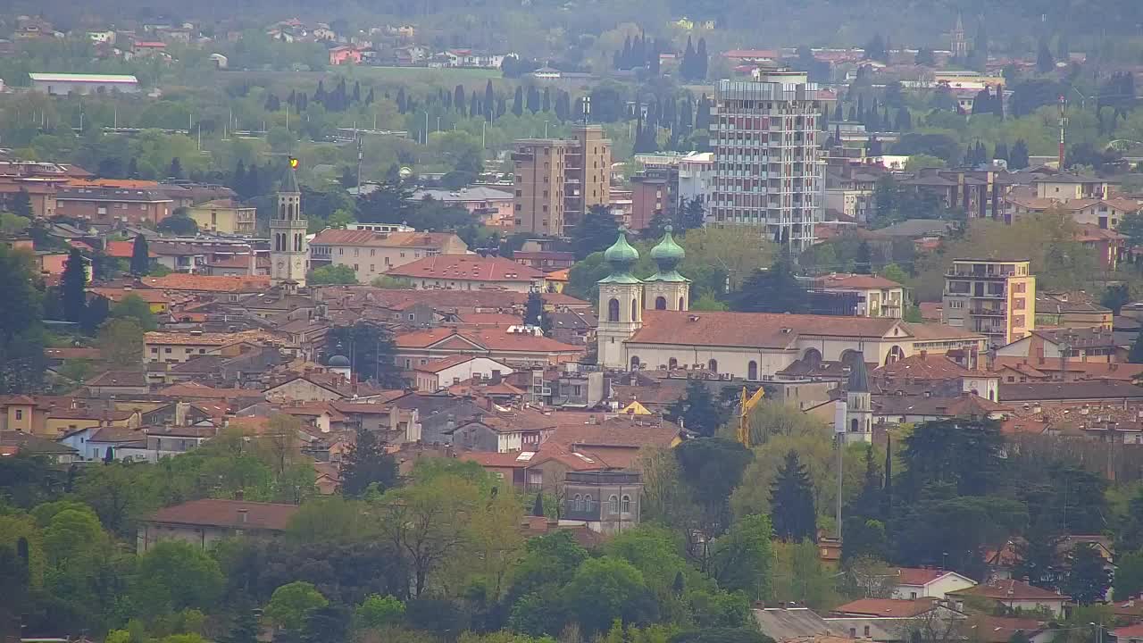 Otkrijte Beskrajnu Web Kameru Nova Gorica i Gorica!