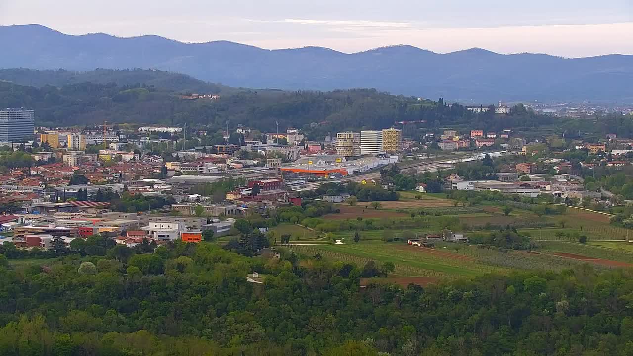 Borderless webcam of Nova Gorica and Gorizia