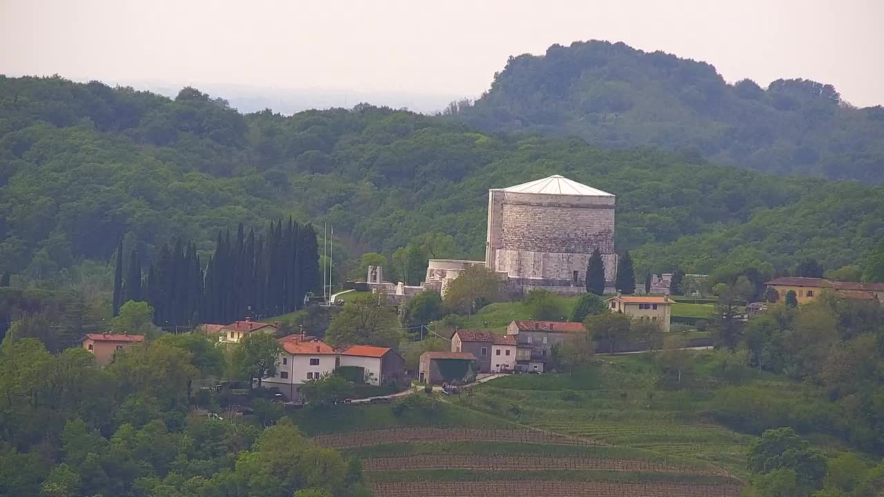 Scopri la Webcam Senza Confini tra Nova Gorica e Gorizia!