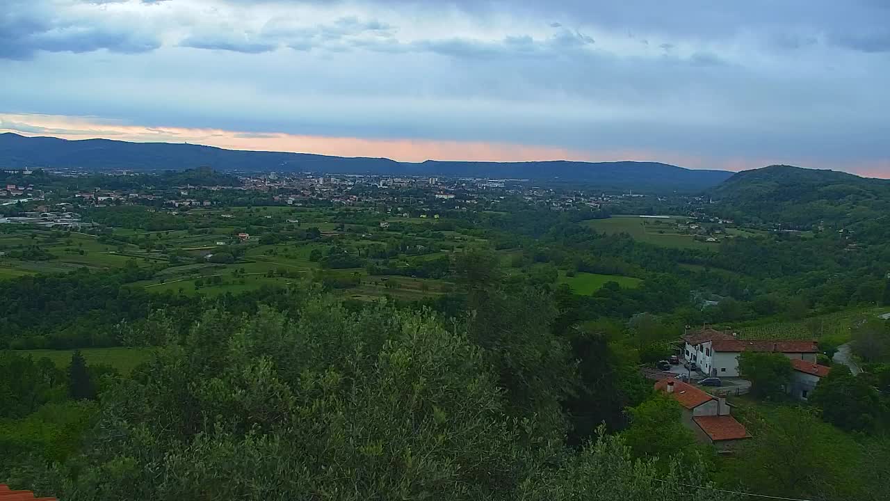 Borderless webcam of Nova Gorica and Gorizia