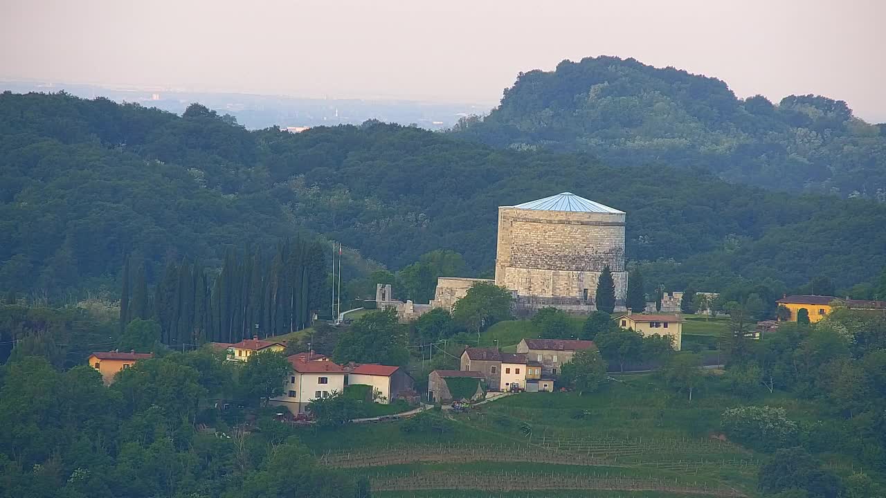 Scopri la Webcam Senza Confini tra Nova Gorica e Gorizia!