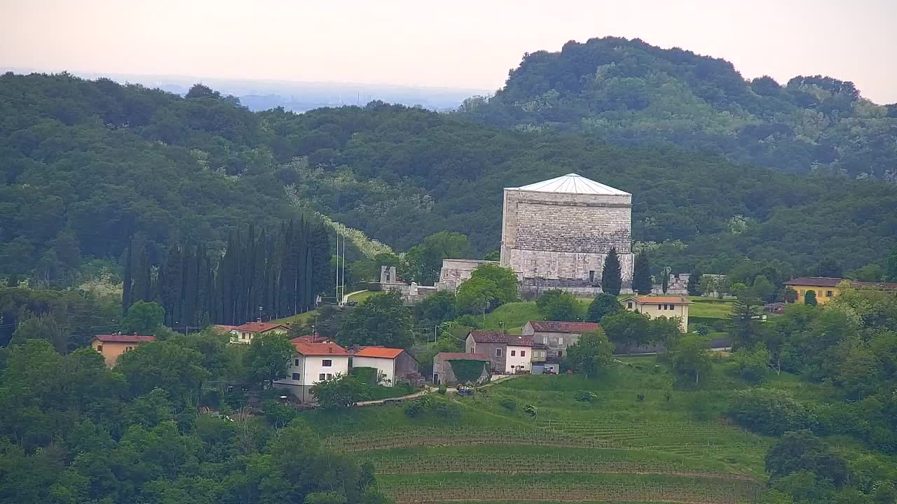 Borderless webcam of Nova Gorica and Gorizia