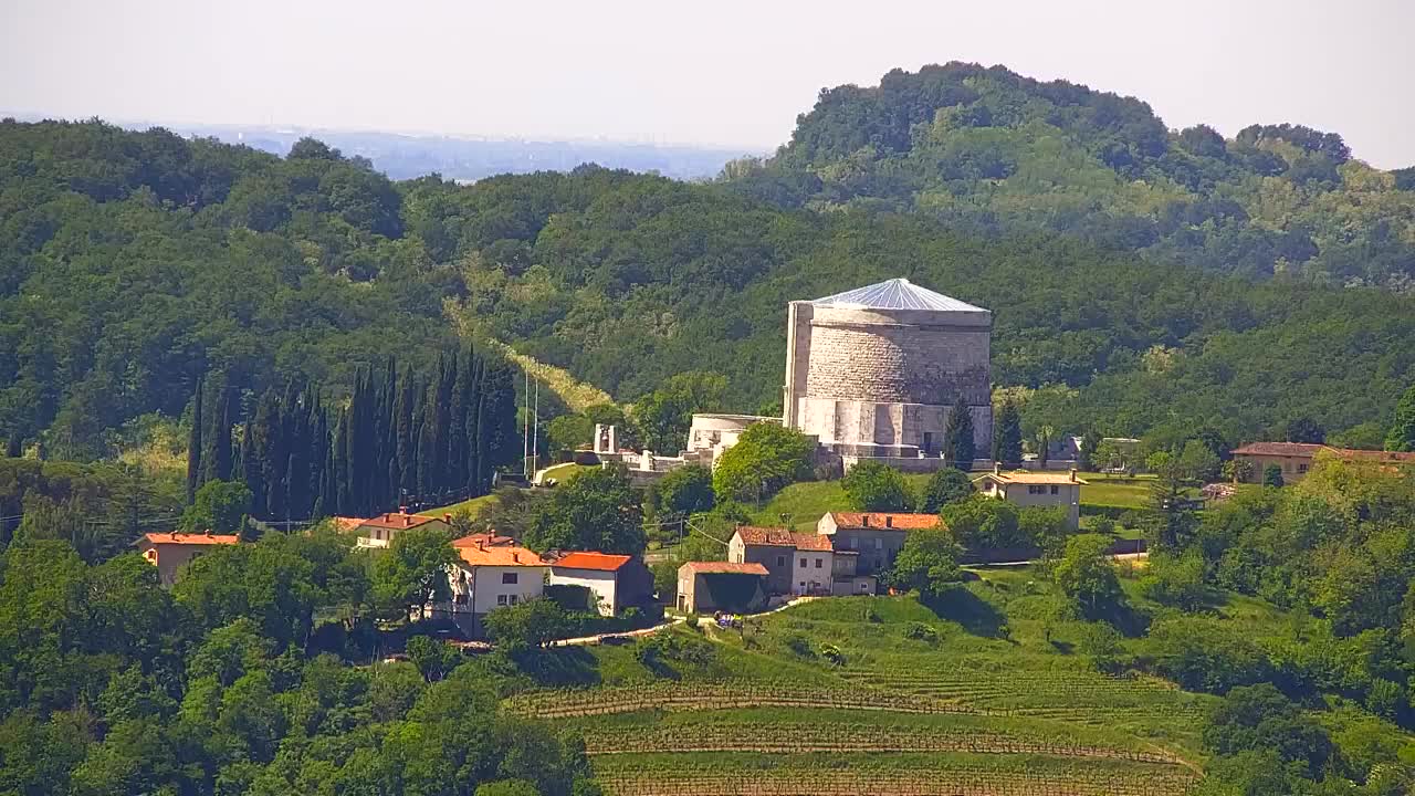 Borderless webcam of Nova Gorica and Gorizia