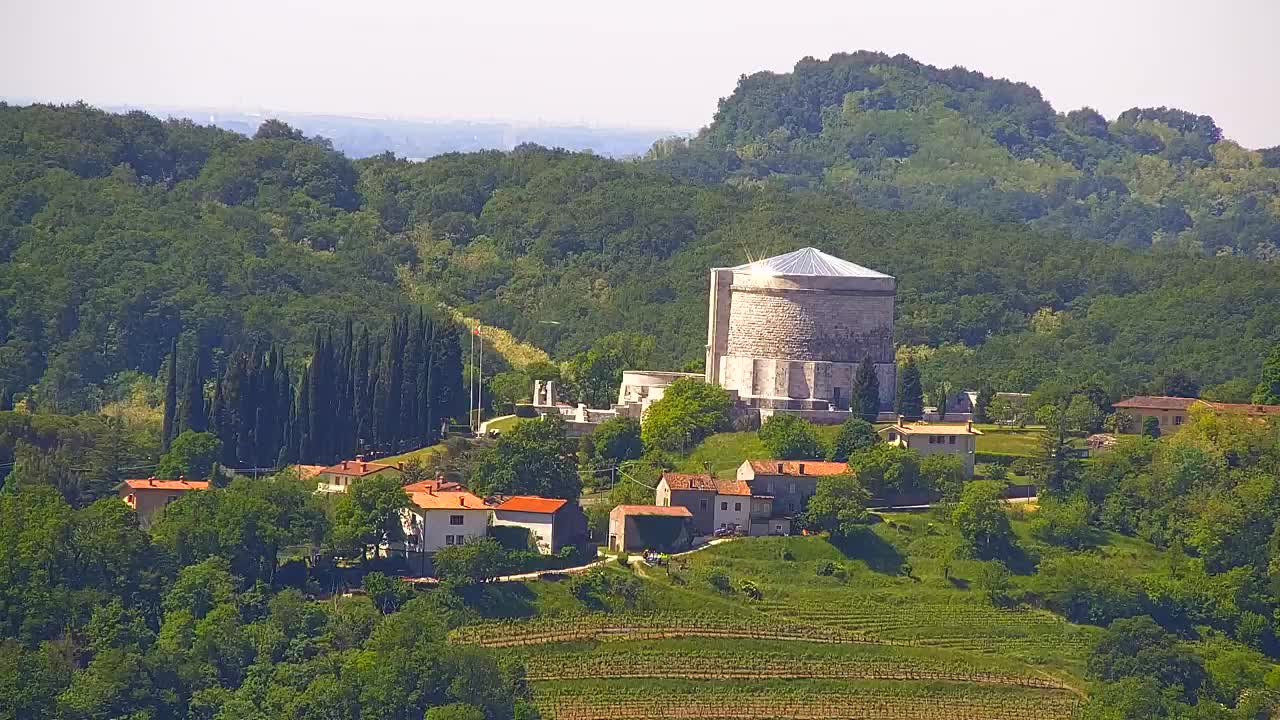 Scopri la Webcam Senza Confini tra Nova Gorica e Gorizia!