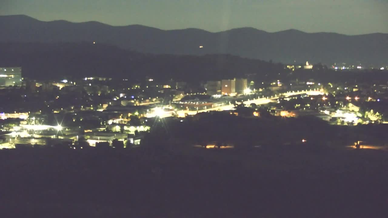 Brezmejna spletna kamera Nova Gorica in Gorica!