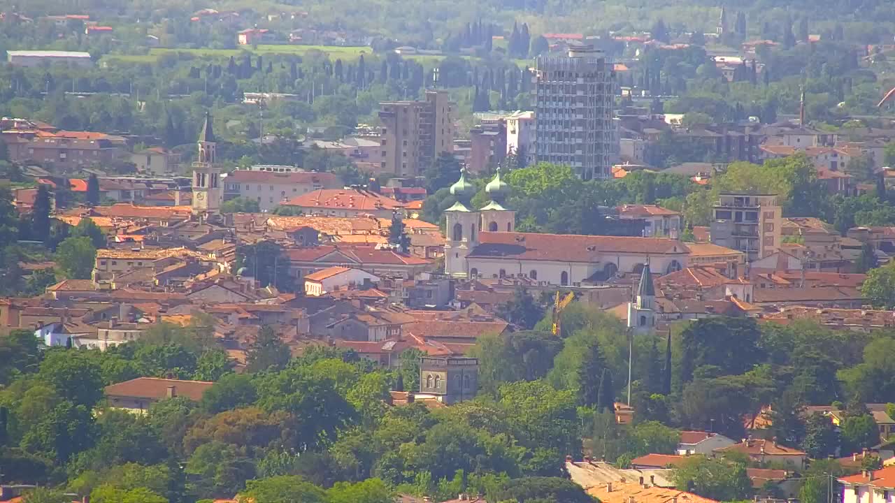 Brezmejna spletna kamera Nova Gorica in Gorica!