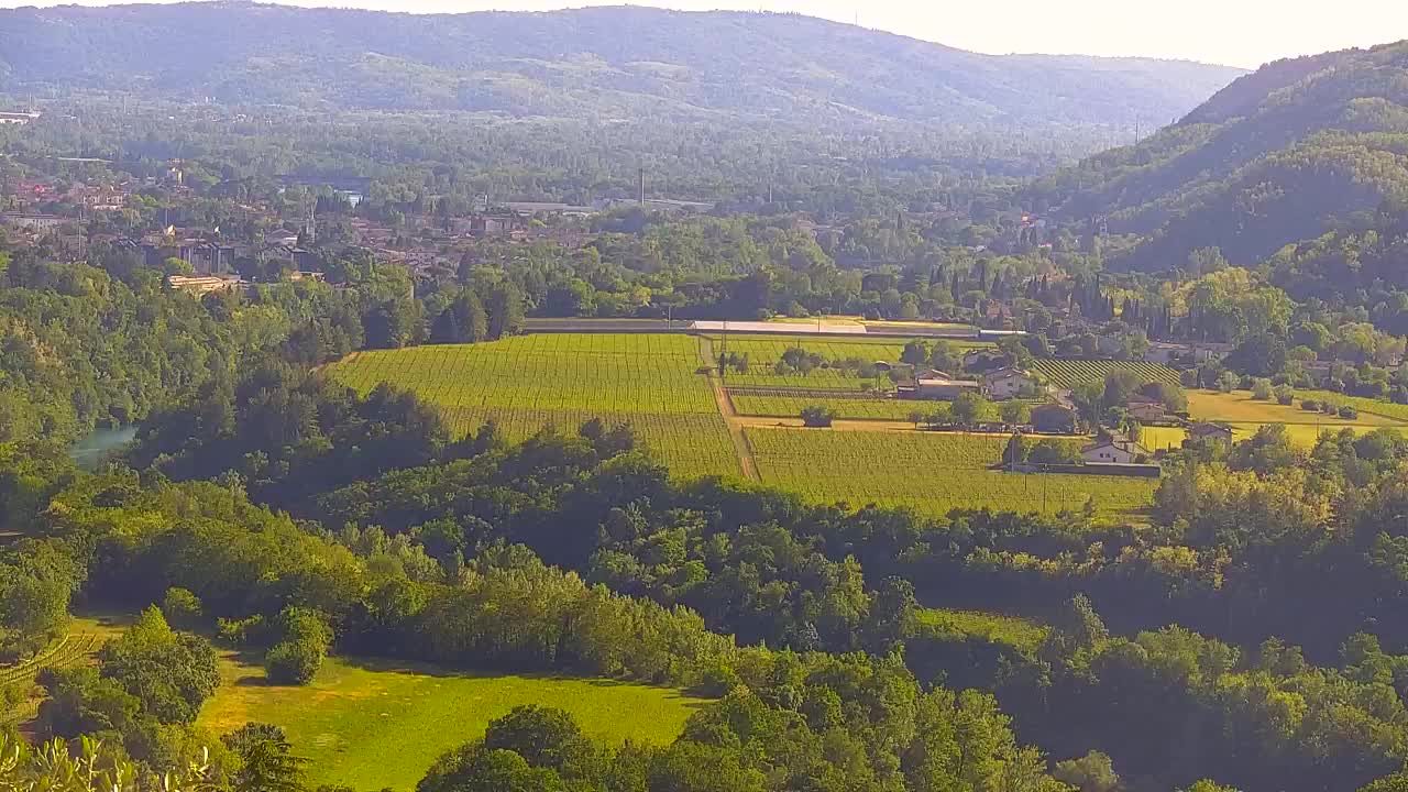 Otkrijte Beskrajnu Web Kameru Nova Gorica i Gorica!
