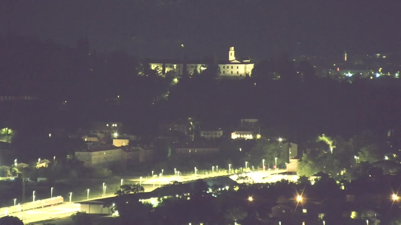 Brezmejna spletna kamera Nova Gorica in Gorica!