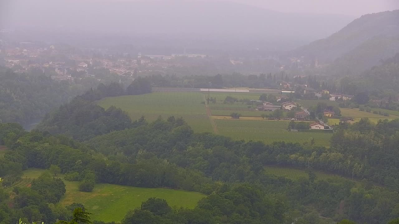 Brezmejna spletna kamera Nova Gorica in Gorica!
