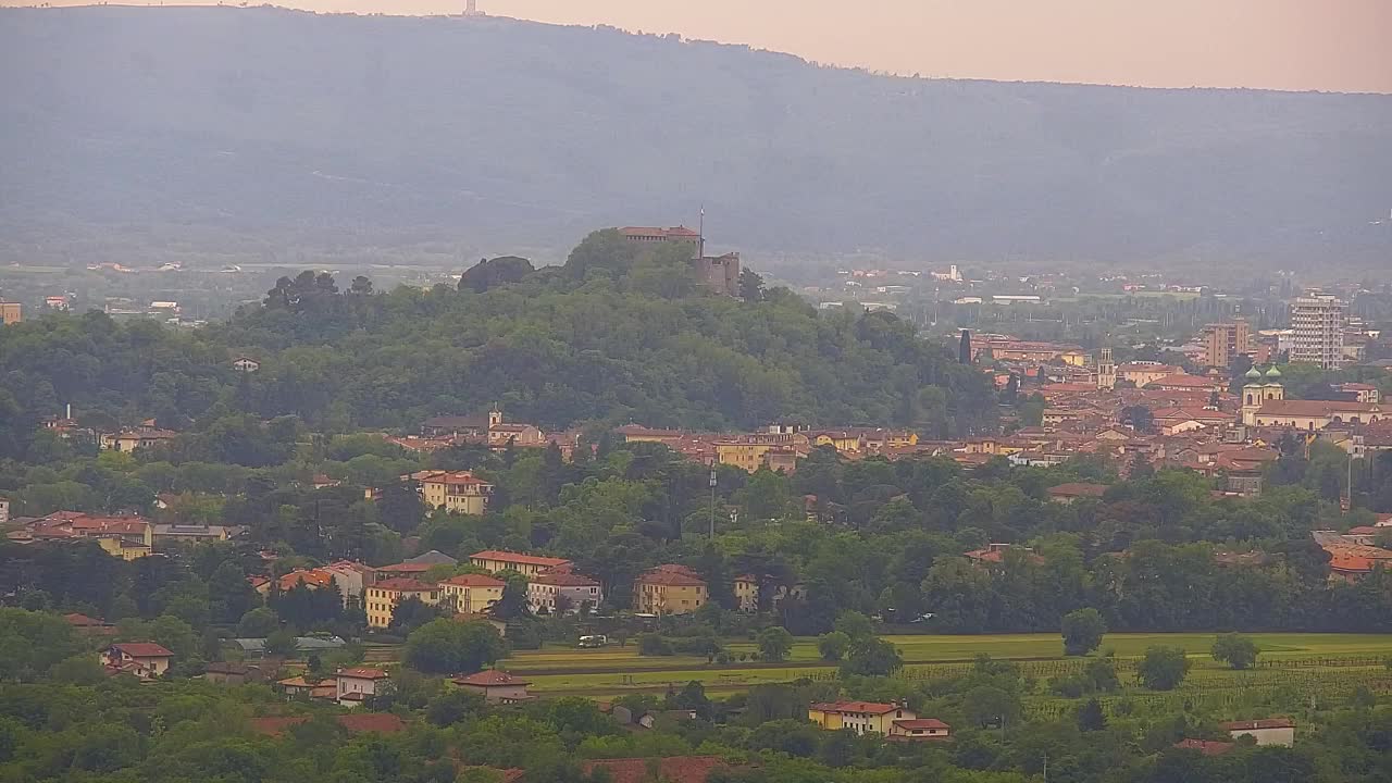Borderless webcam of Nova Gorica and Gorizia