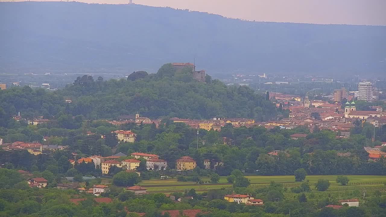Borderless webcam of Nova Gorica and Gorizia