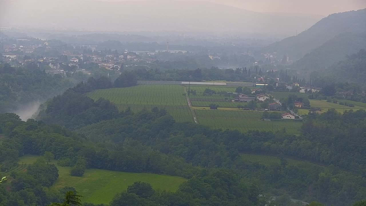 Brezmejna spletna kamera Nova Gorica in Gorica!