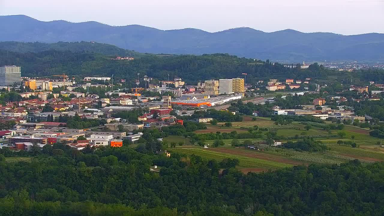 Borderless webcam of Nova Gorica and Gorizia
