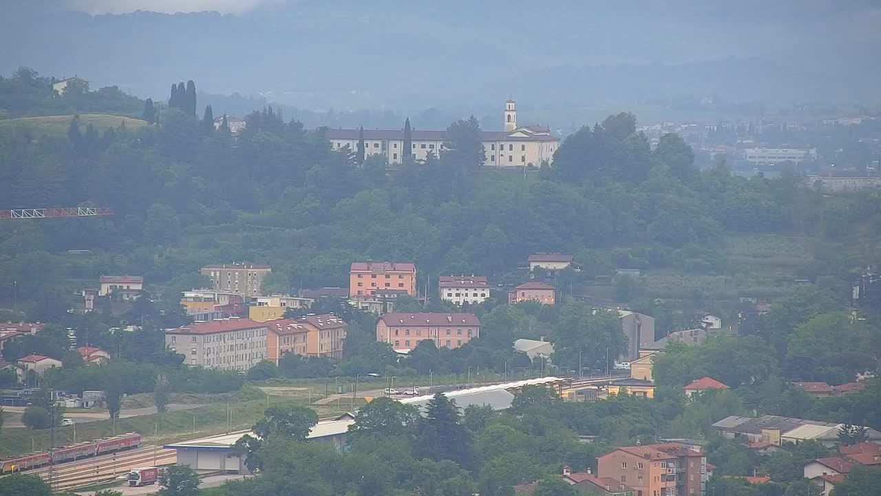 Brezmejna spletna kamera Nova Gorica in Gorica!