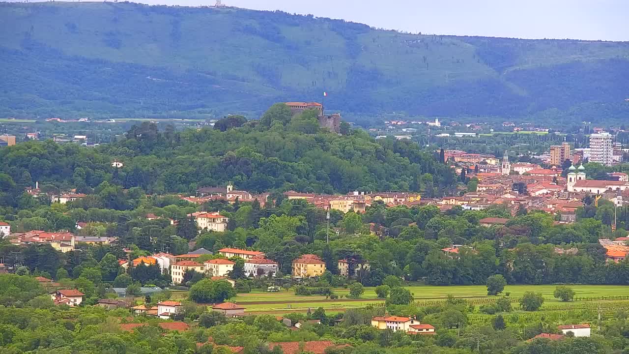 Borderless webcam of Nova Gorica and Gorizia