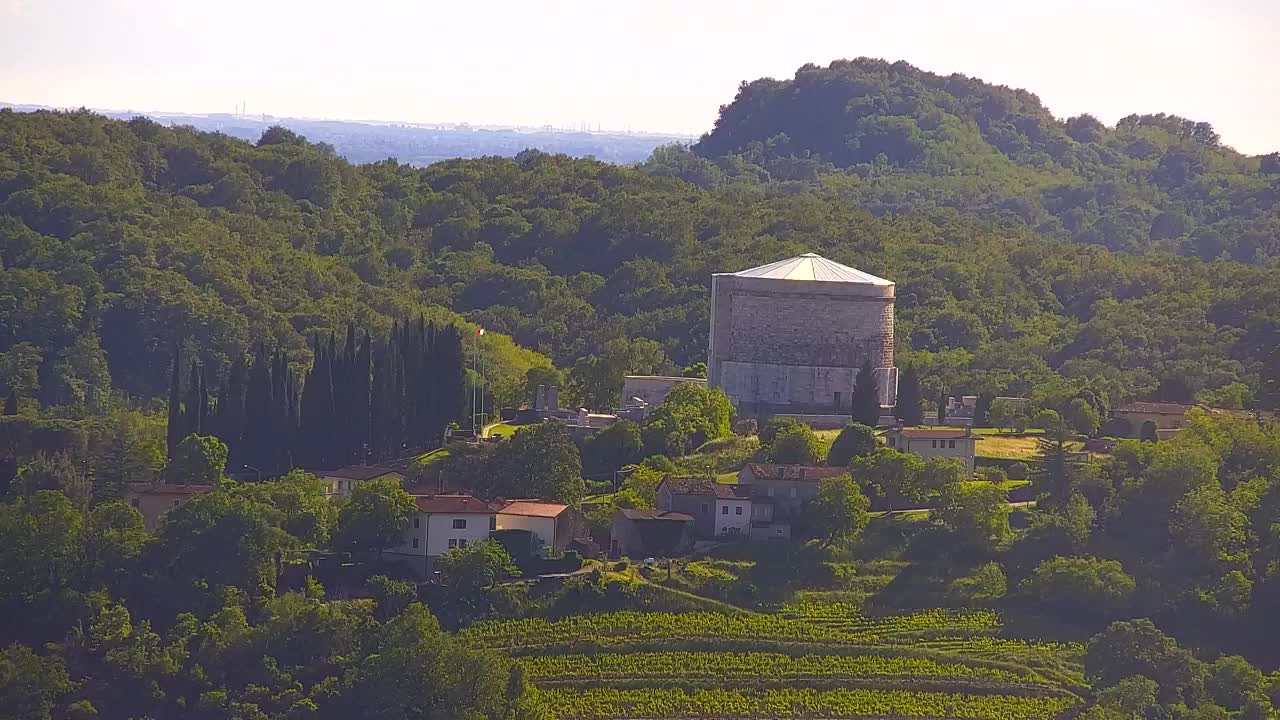 Borderless webcam of Nova Gorica and Gorizia