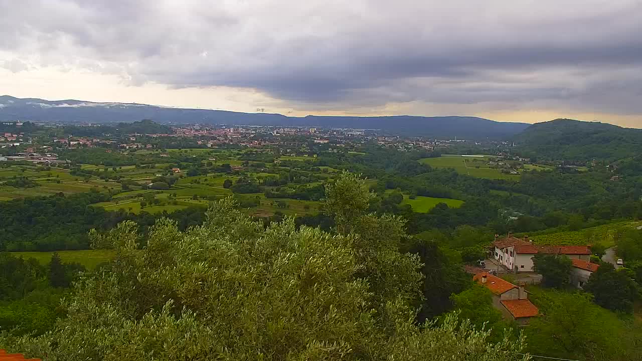 Borderless webcam of Nova Gorica and Gorizia