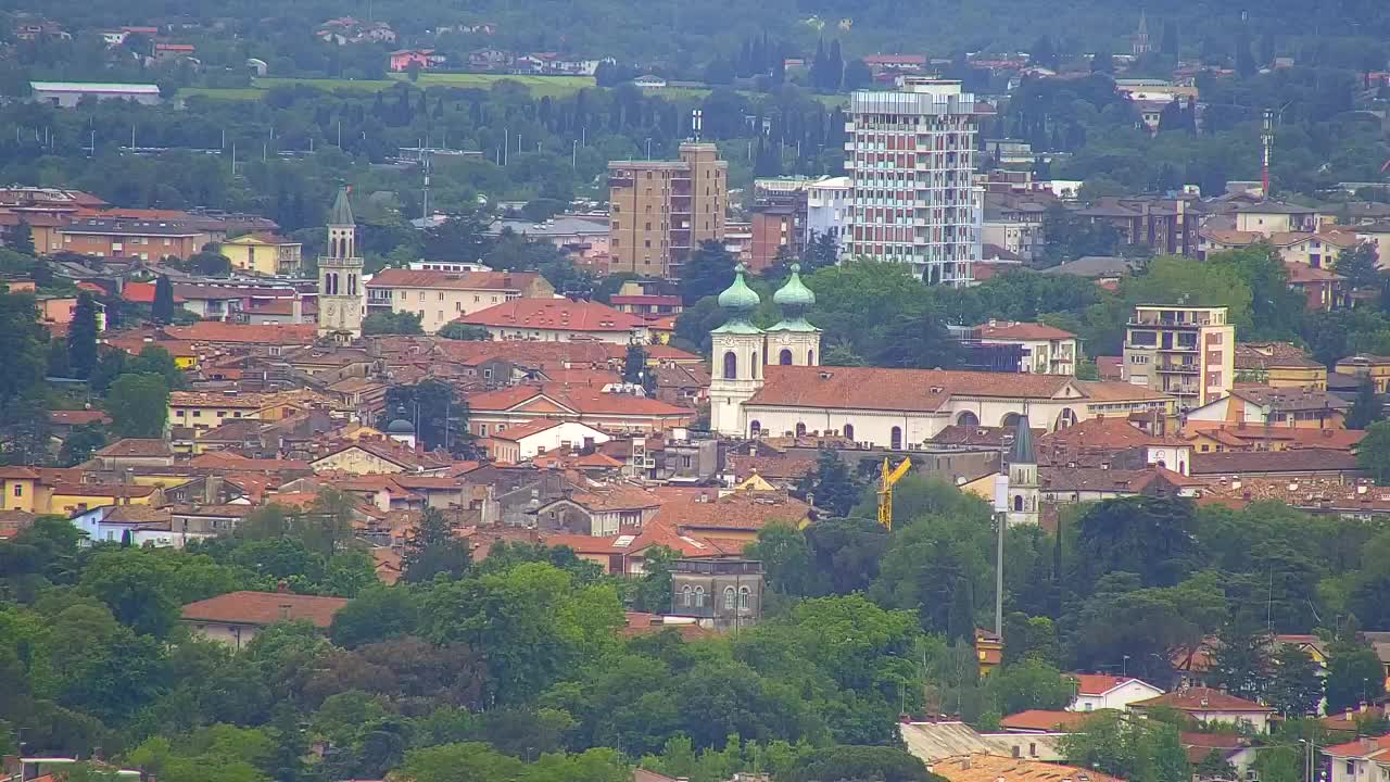 Brezmejna spletna kamera Nova Gorica in Gorica!