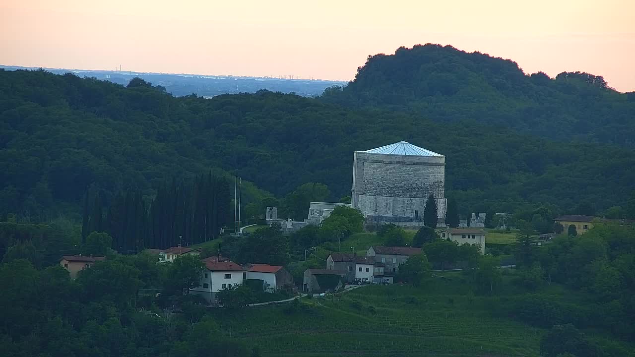 Borderless webcam of Nova Gorica and Gorizia