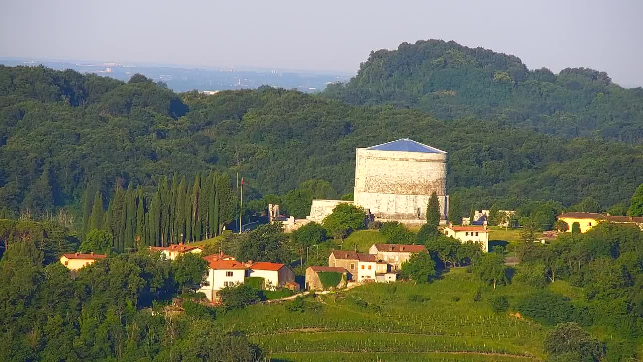 Borderless webcam of Nova Gorica and Gorizia
