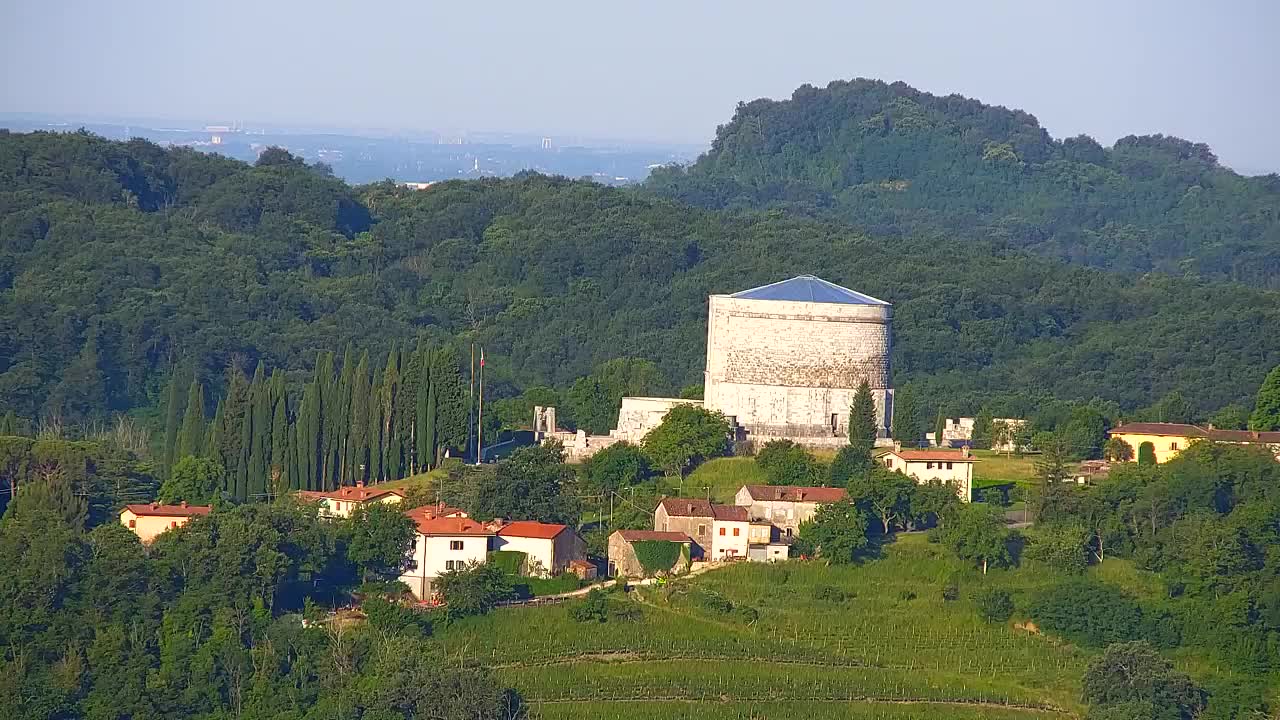 Scopri la Webcam Senza Confini tra Nova Gorica e Gorizia!