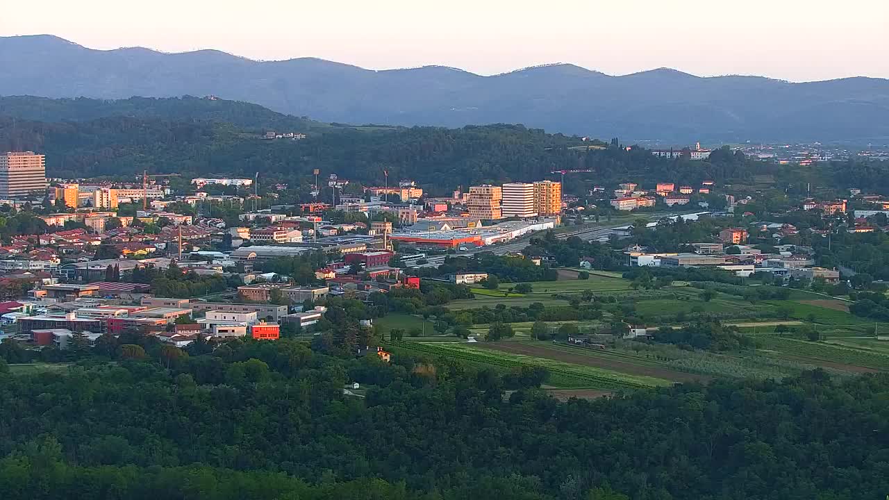 Grenzenlose Webcam: Nova Gorica und Gorizia / Görz live erleben!