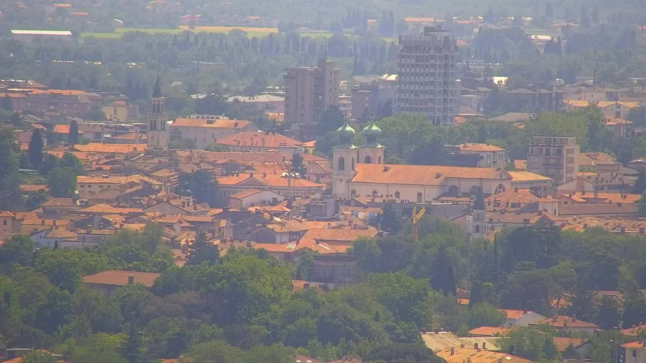 Otkrijte Beskrajnu Web Kameru Nova Gorica i Gorica!