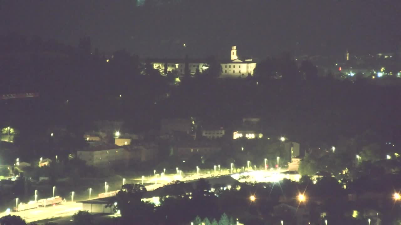 Otkrijte Beskrajnu Web Kameru Nova Gorica i Gorica!