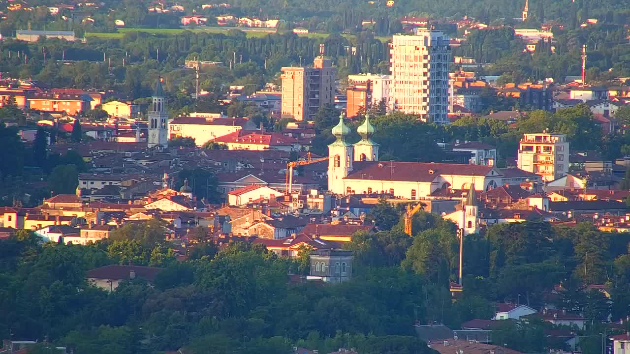 Borderless webcam of Nova Gorica and Gorizia