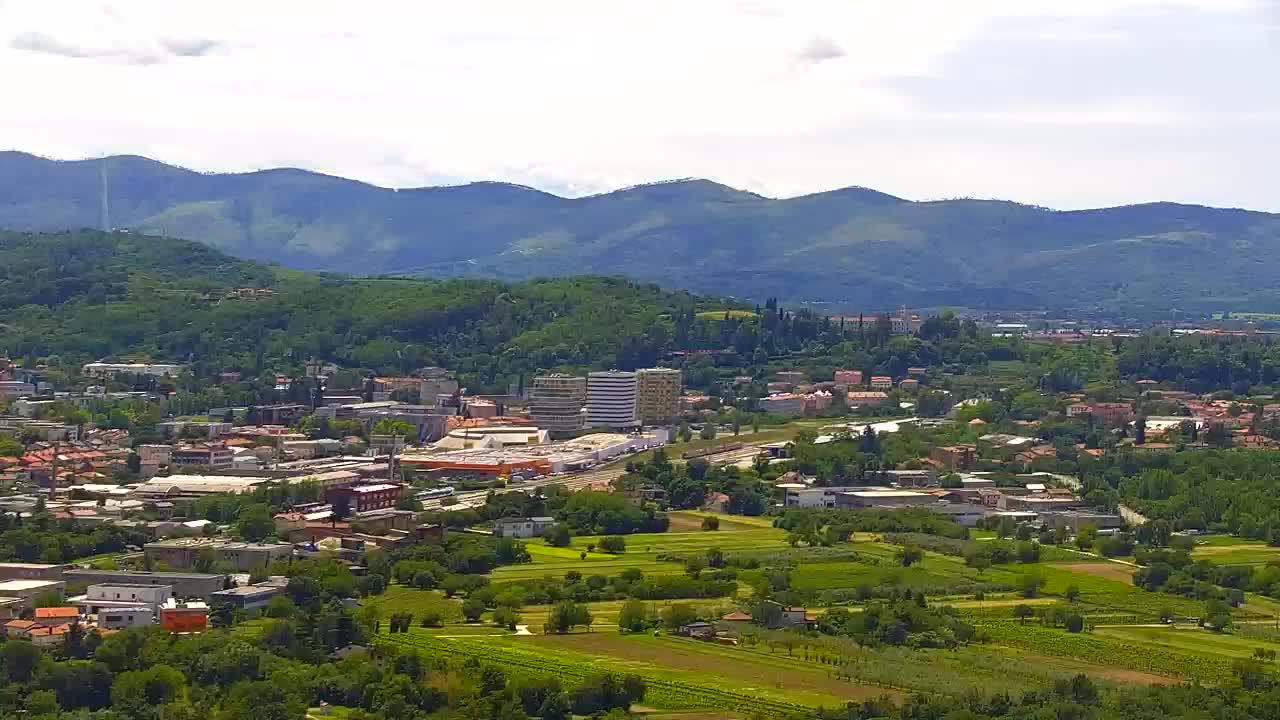 Grenzenlose Webcam: Nova Gorica und Gorizia / Görz live erleben!