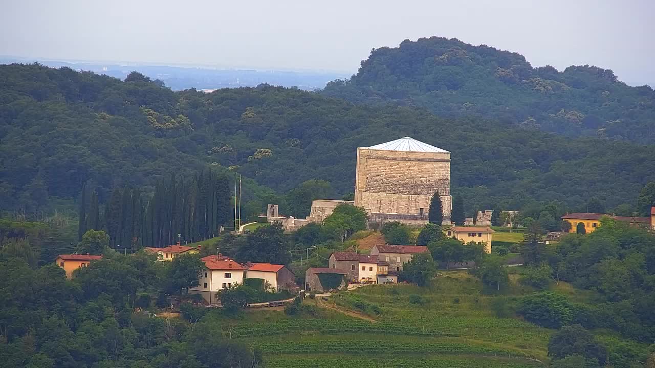 Borderless webcam of Nova Gorica and Gorizia