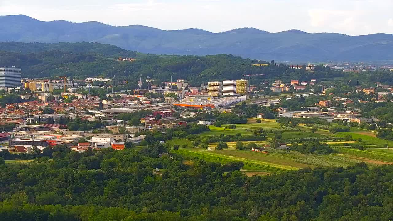 Borderless webcam of Nova Gorica and Gorizia