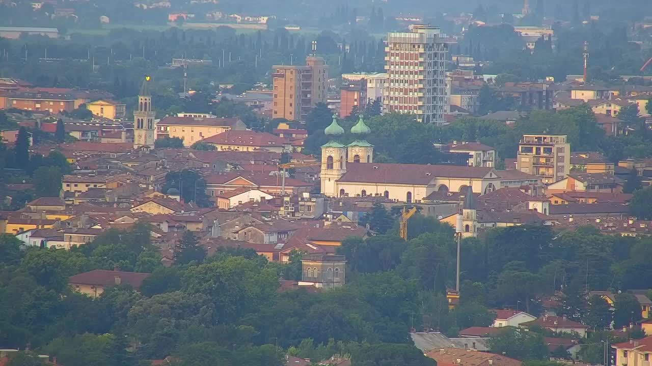 Otkrijte Beskrajnu Web Kameru Nova Gorica i Gorica!