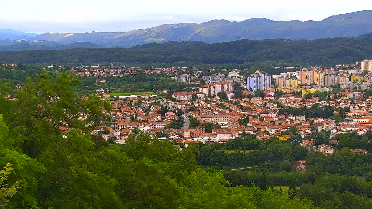 Otkrijte Beskrajnu Web Kameru Nova Gorica i Gorica!