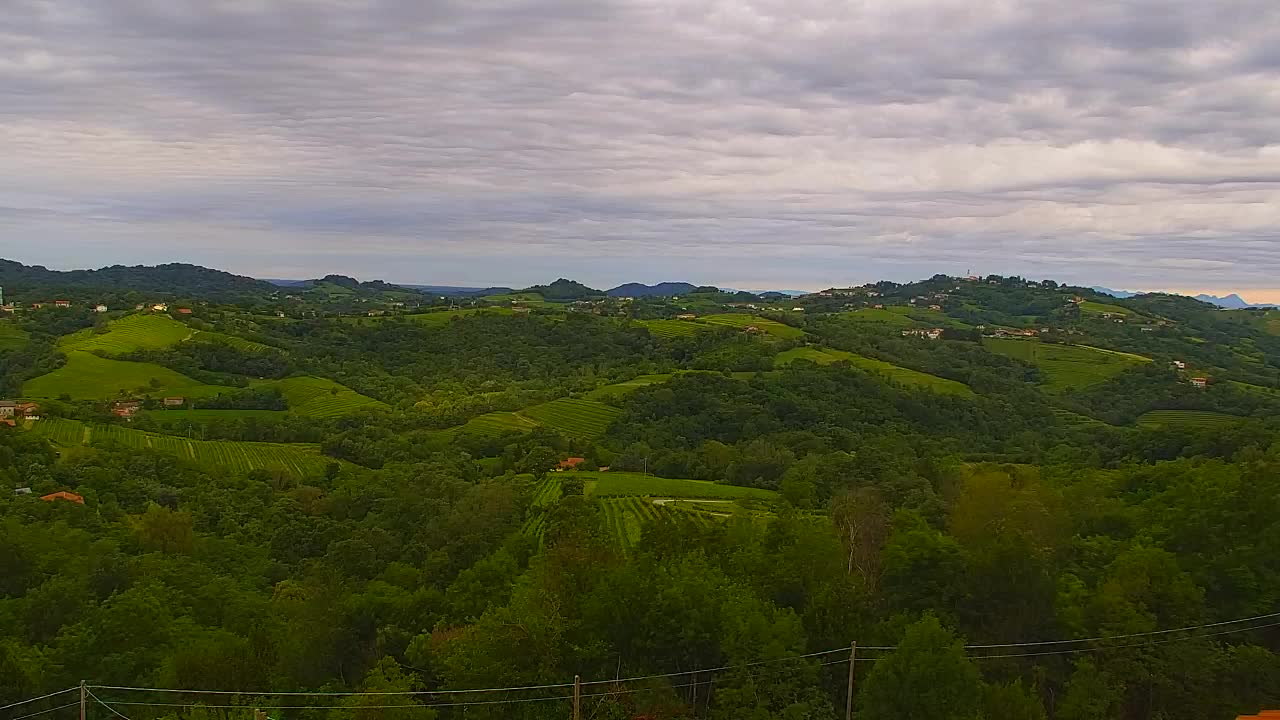 Brezmejna spletna kamera Nova Gorica in Gorica!