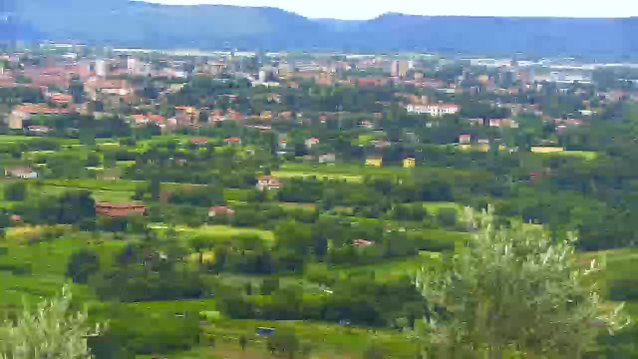 Otkrijte Beskrajnu Web Kameru Nova Gorica i Gorica!