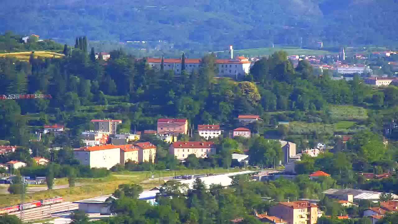 Otkrijte Beskrajnu Web Kameru Nova Gorica i Gorica!
