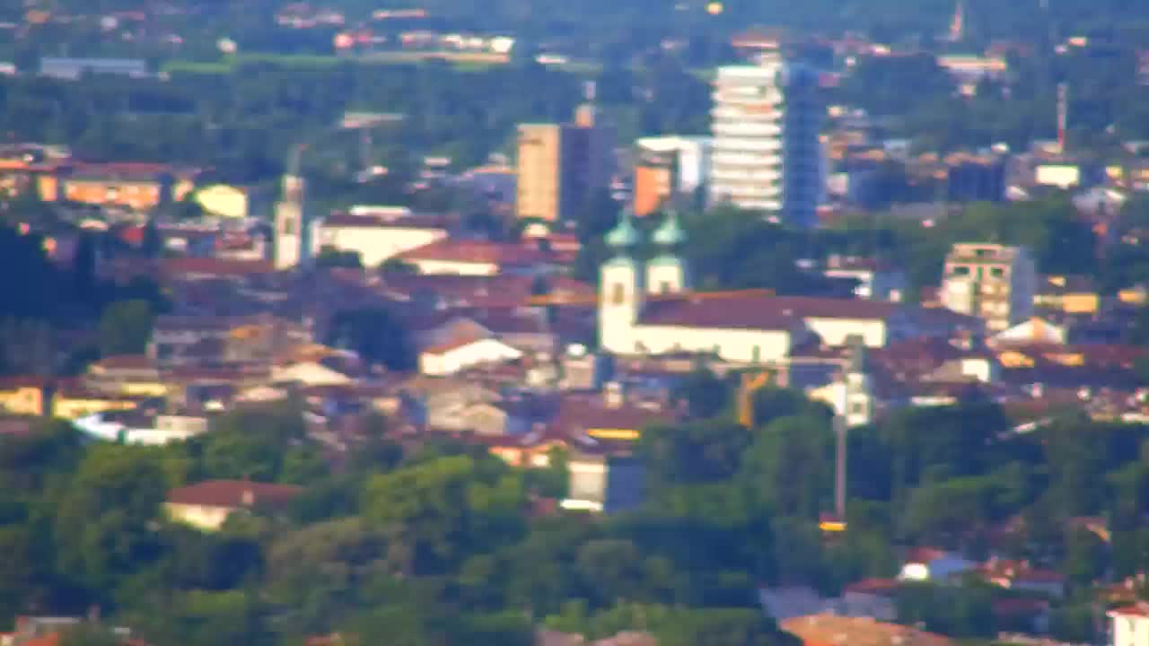 Otkrijte Beskrajnu Web Kameru Nova Gorica i Gorica!