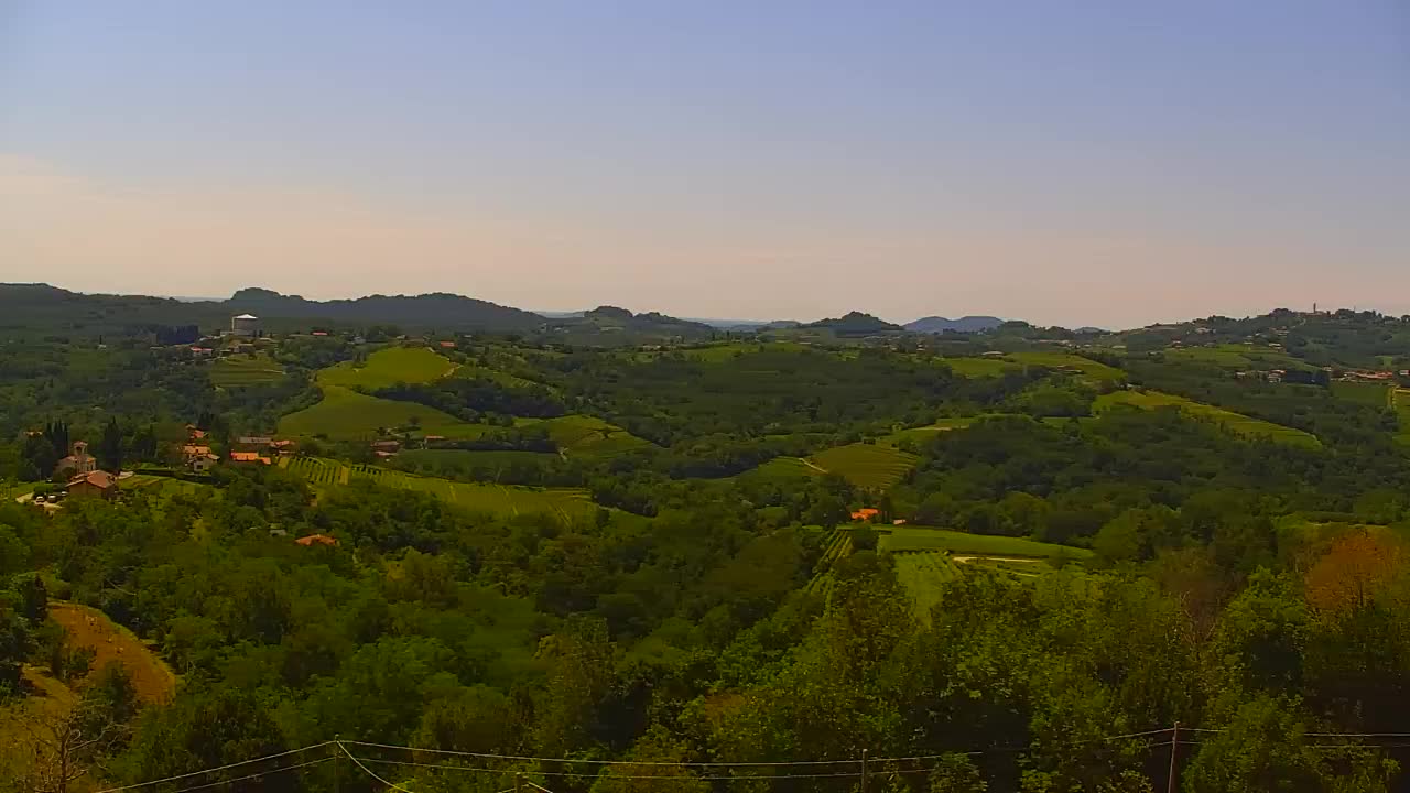 Otkrijte Beskrajnu Web Kameru Nova Gorica i Gorica!
