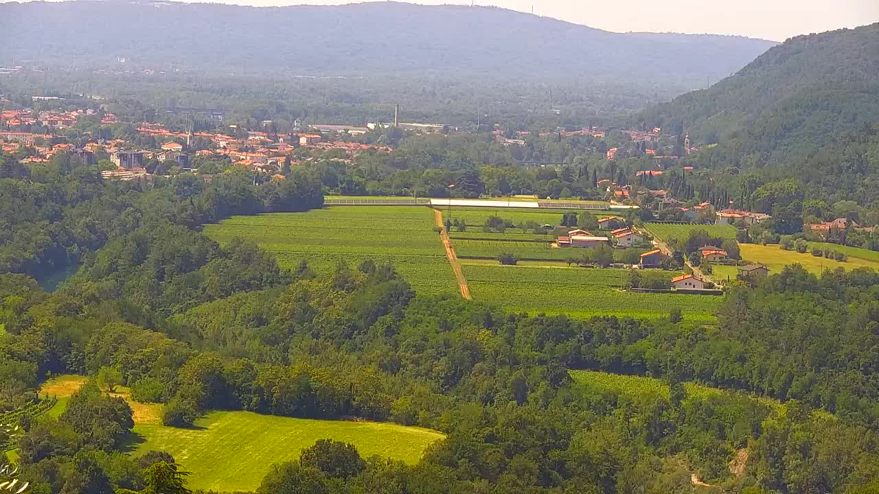 Borderless webcam of Nova Gorica and Gorizia