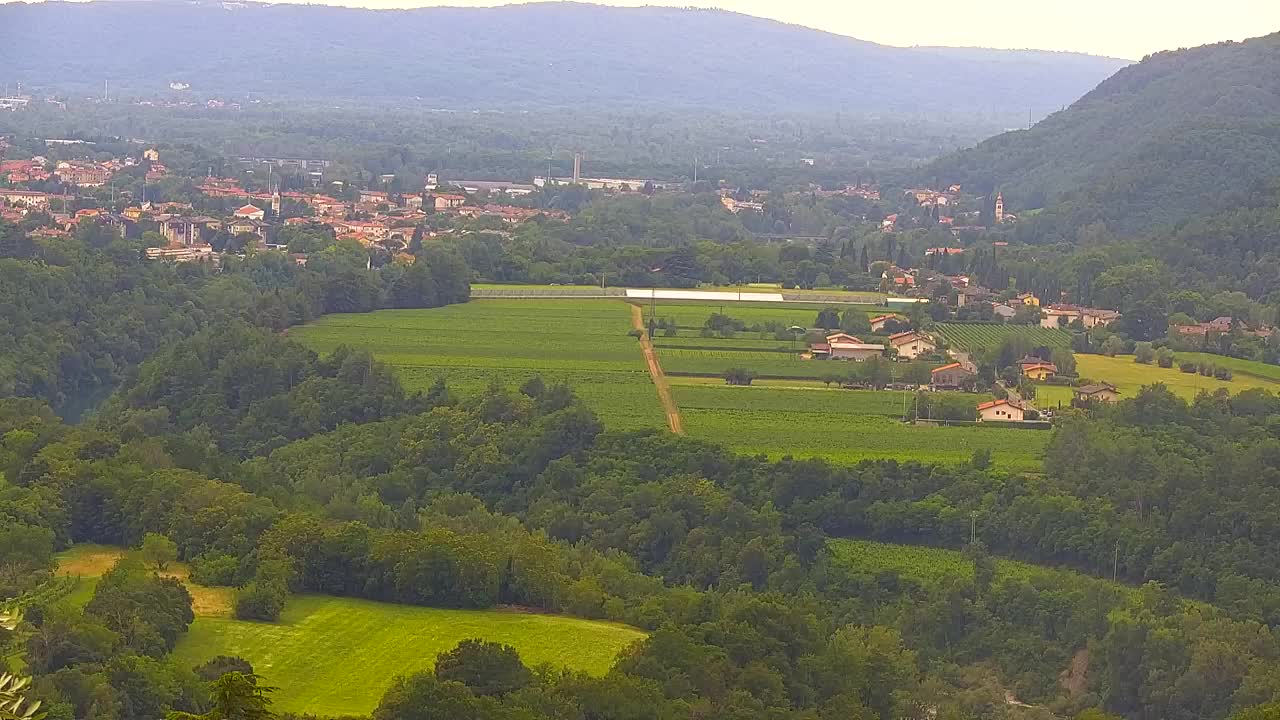Brezmejna spletna kamera Nova Gorica in Gorica!