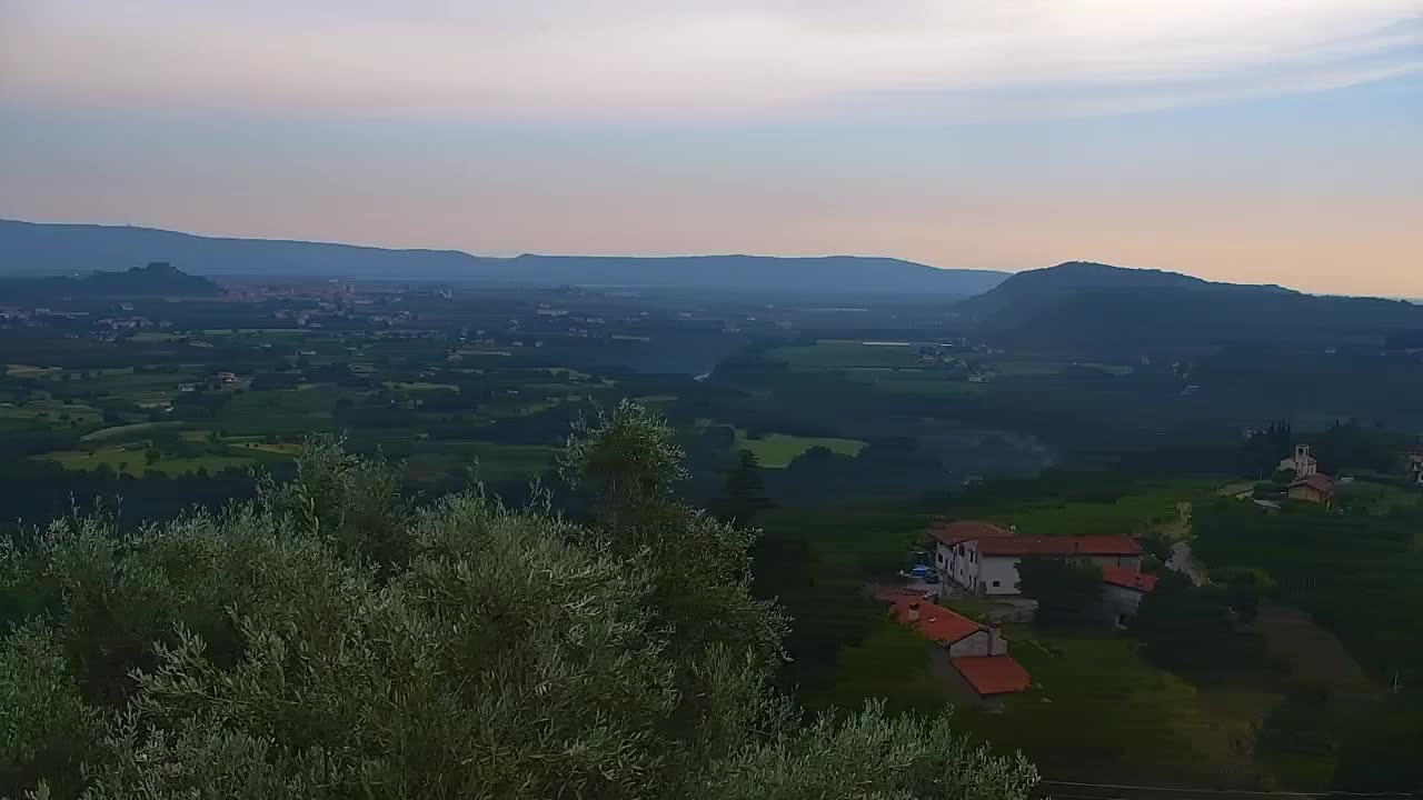 Borderless webcam of Nova Gorica and Gorizia