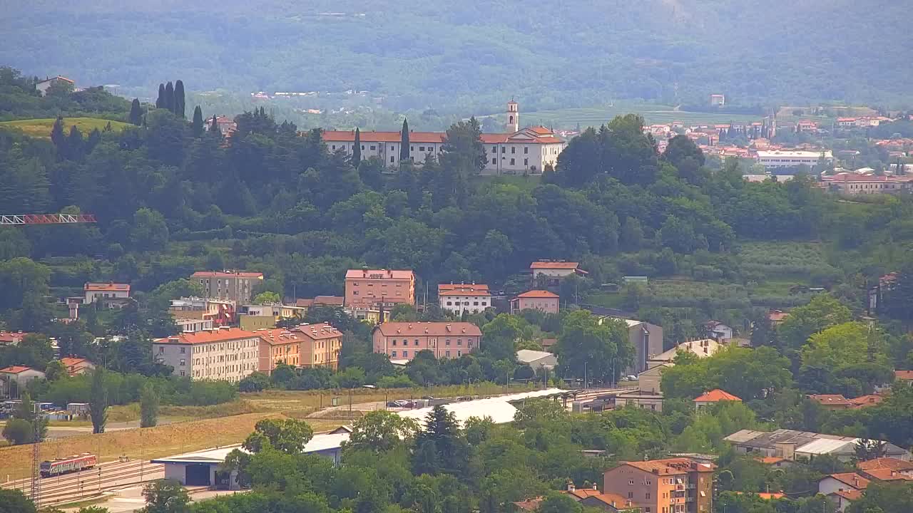 Brezmejna spletna kamera Nova Gorica in Gorica!