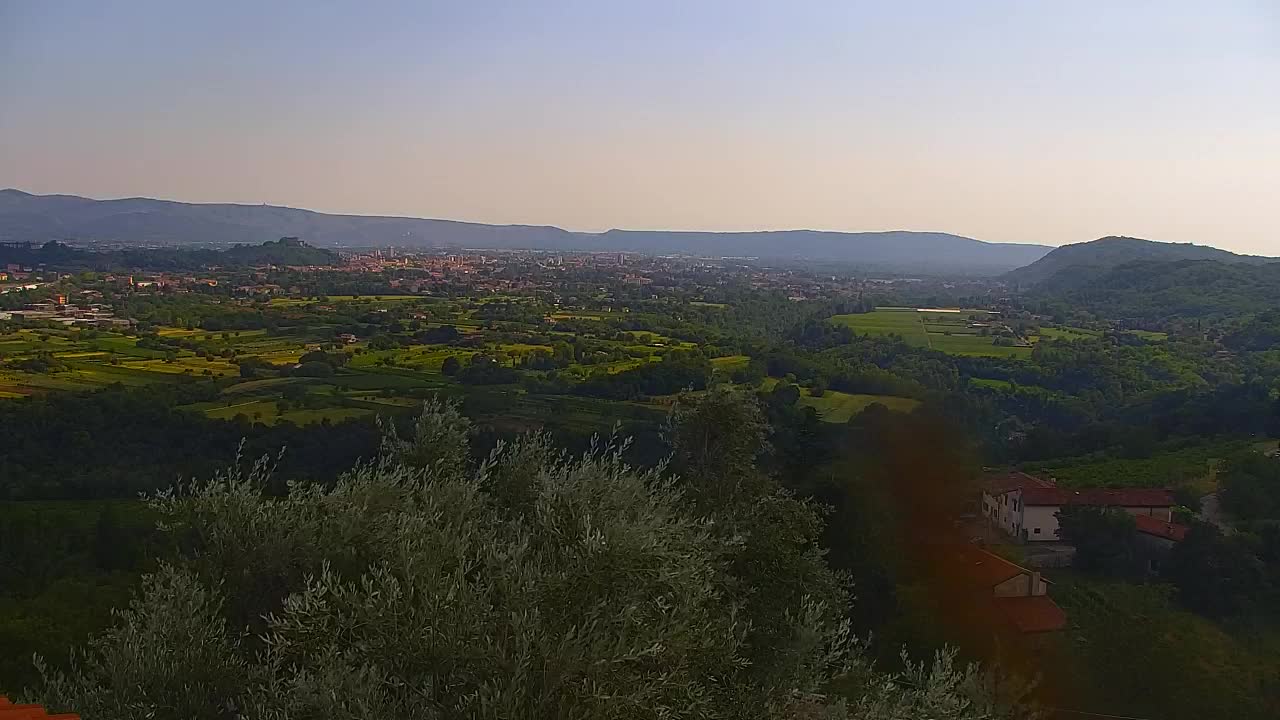 Scopri la Webcam Senza Confini tra Nova Gorica e Gorizia!