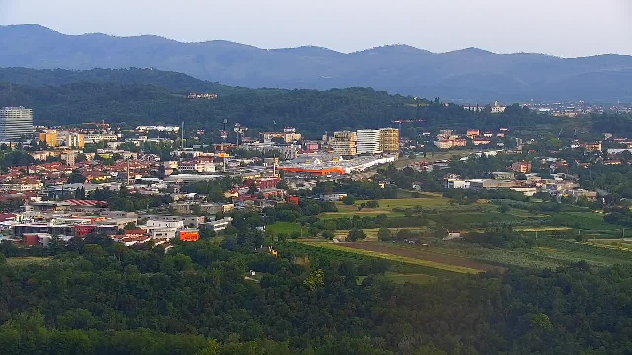 Borderless webcam of Nova Gorica and Gorizia