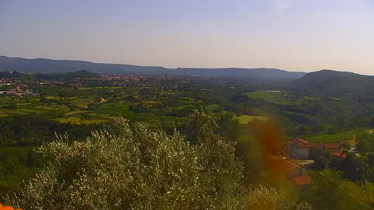 Borderless webcam of Nova Gorica and Gorizia