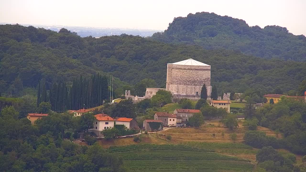 Scopri la Webcam Senza Confini tra Nova Gorica e Gorizia!