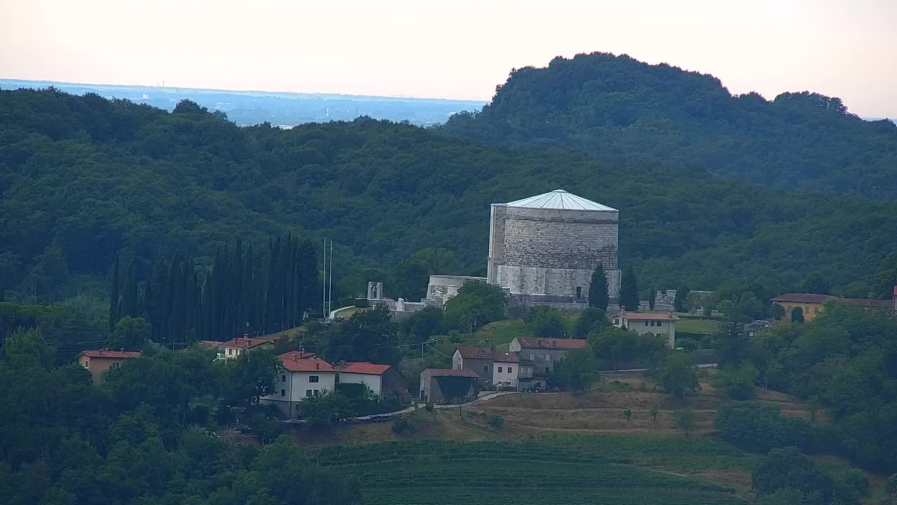 Grenzenlose Webcam: Nova Gorica und Gorizia / Görz live erleben!
