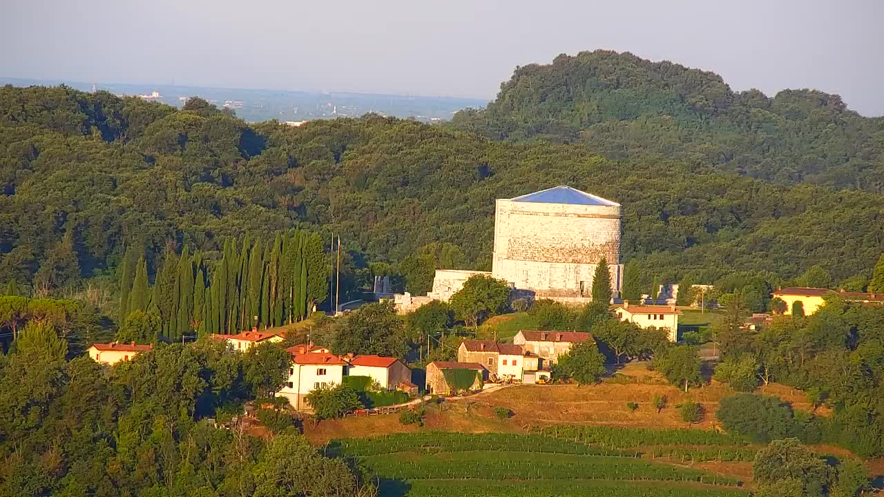 Grenzenlose Webcam: Nova Gorica und Gorizia / Görz live erleben!